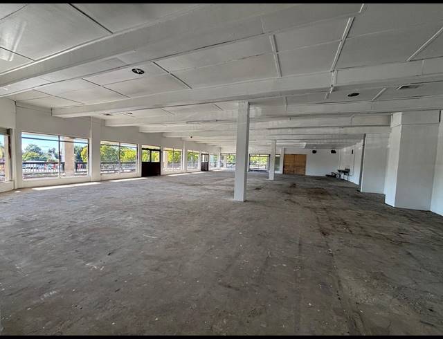 501M² RETAIL TO LET IN DURBANVILLE CENTRAL